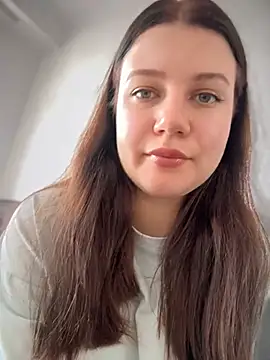 Snapshot of likaxxx chatting on 02-10-25, 12:08 likaxxx online show from 02-10-25, 12:08