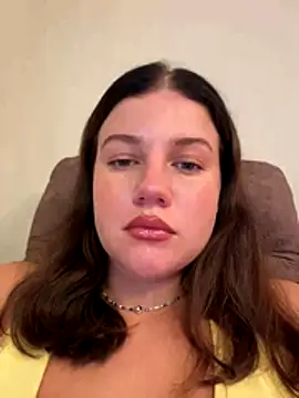 Snapshot of likaxxx chatting on 10-31-25, 07:15 likaxxx online show from 10-31-25, 07:15