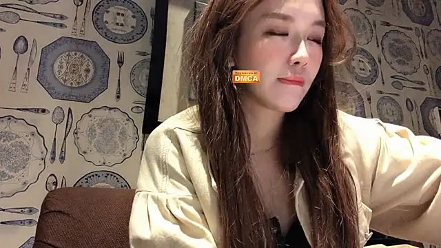 Snapshot of Tw_Zoella chatting on 12-04-24, 07:28 Tw Zoella online show from 12-04-24, 07:28