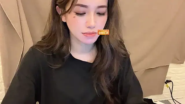 Snapshot of Tw_Zoella chatting on 03-03-25, 03:09 Tw Zoella online show from 03-03-25, 03:09