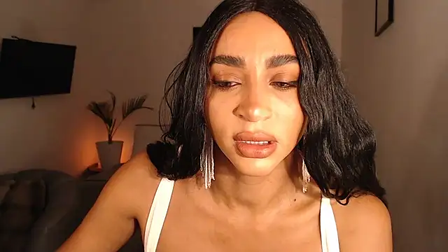 destinne mill  online show from 12-05-25, 10:24