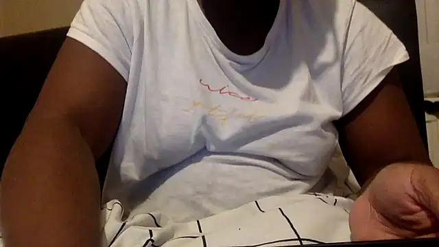 Snapshot of blacksexybeauty31 chatting on 03-11-25, 07:36 blacksexybeauty31 online show from 03-11-25, 07:36