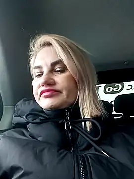 JennyOMay online show from 01-10-25, 04:22