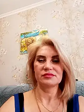 JennyOMay online show from 02-11-25, 03:18