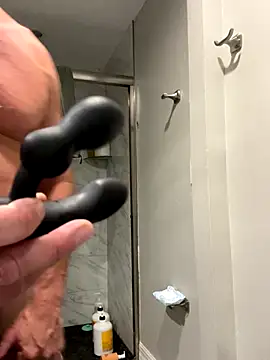 Bronco9602 online show from 12-23-25, 03:37