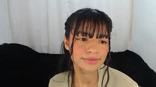 Snapshot of Liz_Galactic chatting on 02-06-25, 07:13 Liz Galactic online show from 02-06-25, 07:13