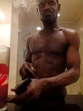 Maculine Stayr online show from 02-15-25, 03:28