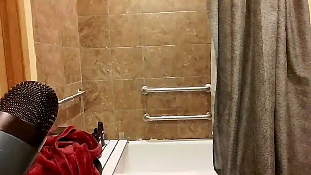 Maculine Stayr online show from 10-25-25, 03:36