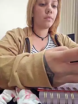 Snapshot of Janefruti chatting on 02-12-25, 05:37 Janefruti online show from 02-12-25, 05:37