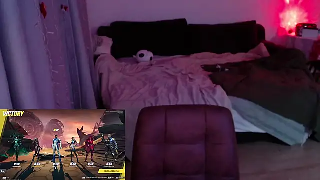 Snapshot of Weeissy chatting on 02-04-25, 09:31 Weeissy online show from 02-04-25, 09:31