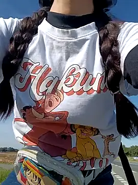 Snapshot of tinny_williams chatting on 10-02-25, 11:50 tinny williams online show from 10-02-25, 11:50