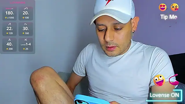 Snapshot of jhonyalzate2 chatting on 12-02-24, 05:26 jhonyalzate2 online show from 12-02-24, 05:26
