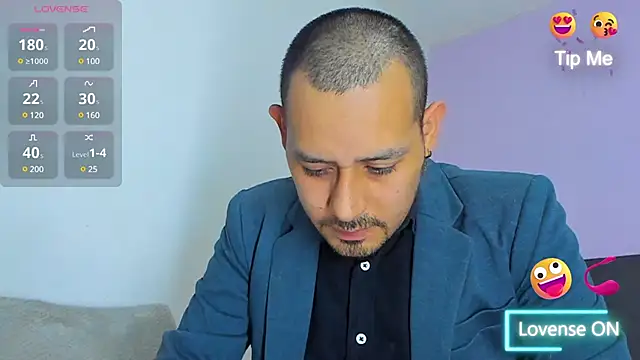 Snapshot of jhonyalzate2 chatting on 12-13-24, 02:21 jhonyalzate2 online show from 12-13-24, 02:21