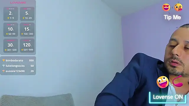 Snapshot of jhonyalzate2 chatting on 12-14-24, 08:45 jhonyalzate2 online show from 12-14-24, 08:45