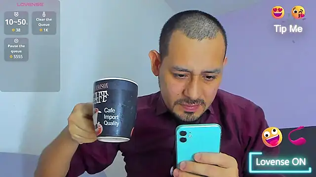 Snapshot of jhonyalzate2 chatting on 12-17-24, 02:23 jhonyalzate2 online show from 12-17-24, 02:23