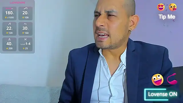 Snapshot of jhonyalzate2 chatting on 12-25-24, 02:35 jhonyalzate2 online show from 12-25-24, 02:35