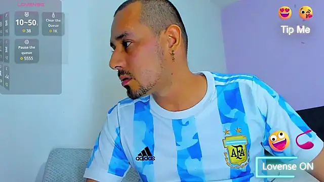 Snapshot of jhonyalzate2 chatting on 12-30-24, 05:48 jhonyalzate2 online show from 12-30-24, 05:48