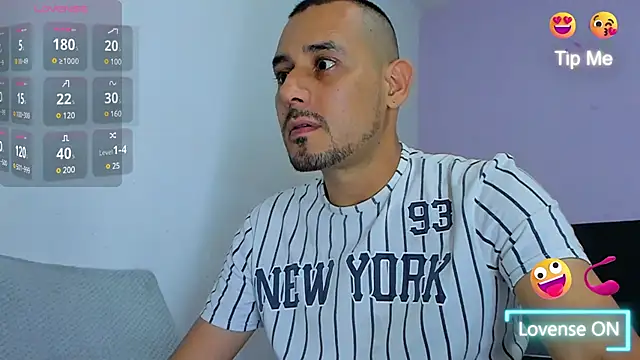 Snapshot of jhonyalzate2 chatting on 01-15-25, 01:12 jhonyalzate2 online show from 01-15-25, 01:12