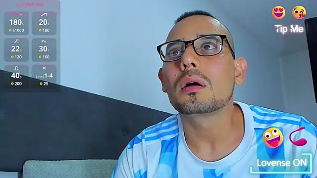 Snapshot of jhonyalzate2 chatting on 02-13-25, 12:46 jhonyalzate2 online show from 02-13-25, 12:46