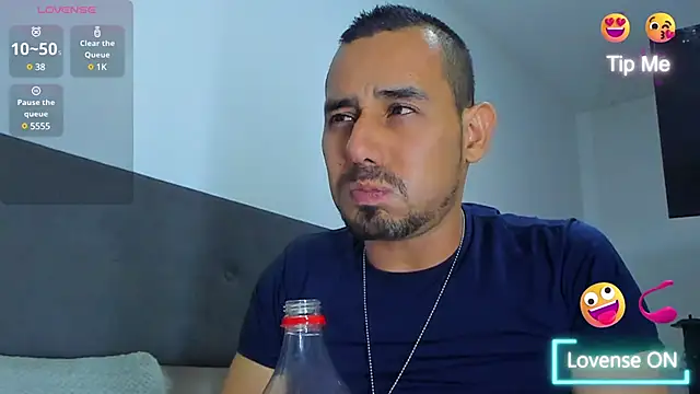 Snapshot of jhonyalzate2 chatting on 02-24-25, 11:52 jhonyalzate2 online show from 02-24-25, 11:52