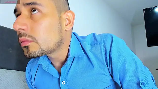Snapshot of jhonyalzate2 chatting on 03-04-25, 11:22 jhonyalzate2 online show from 03-04-25, 11:22