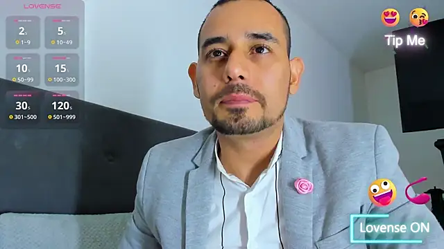 Snapshot of jhonyalzate2 chatting on 03-08-25, 10:56 jhonyalzate2 online show from 03-08-25, 10:56