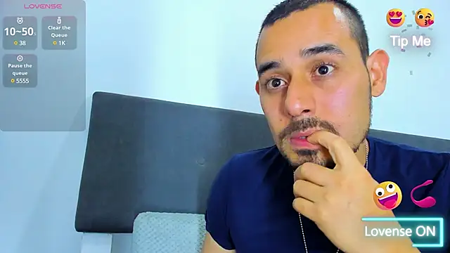 Snapshot of jhonyalzate2 chatting on 03-14-25, 04:43 jhonyalzate2 online show from 03-14-25, 04:43