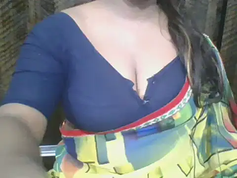 Snapshot of Mahi_love21 chatting on 12-23-24, 08:36 Mahi love21 online show from 12-23-24, 08:36