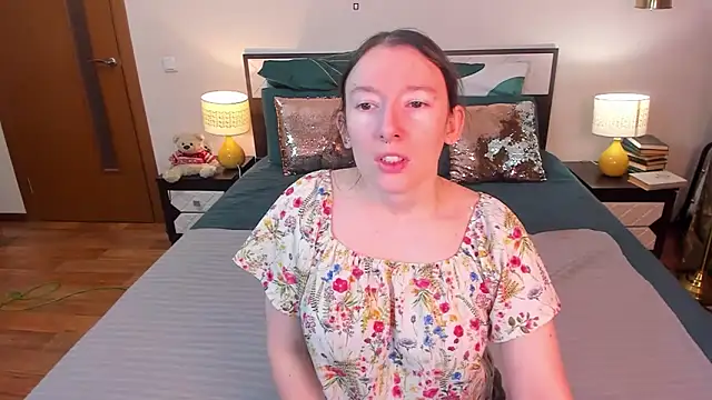 CatherineWalls online show from 02-16-26, 04:08