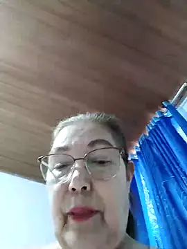 Snapshot of Vicky_Rosse chatting on 10-25-25, 07:08 Vicky Rosse online show from 10-25-25, 07:08