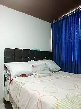 Snapshot of Vicky_Rosse chatting on 11-05-25, 07:14 Vicky Rosse online show from 11-05-25, 07:14