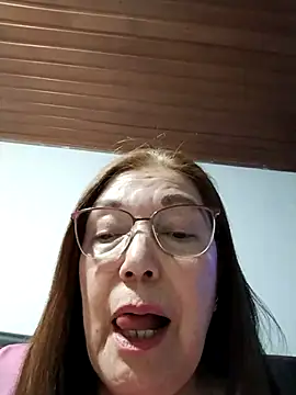 Snapshot of Vicky_Rosse chatting on 12-13-25, 08:04 Vicky Rosse online show from 12-13-25, 08:04