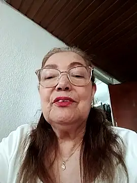 Snapshot of Vicky_Rosse chatting on 01-08-26, 09:39 Vicky Rosse online show from 01-08-26, 09:39