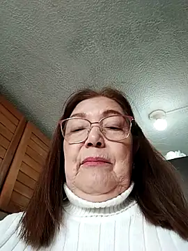 Snapshot of Vicky_Rosse chatting on 01-15-26, 08:12 Vicky Rosse online show from 01-15-26, 08:12