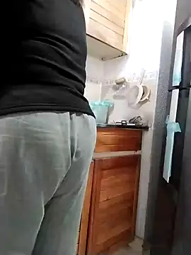 Snapshot of Vicky_Rosse chatting on 02-18-26, 08:27 Vicky Rosse online show from 02-18-26, 08:27