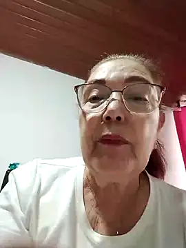 Snapshot of Vicky_Rosse chatting on 02-26-26, 09:03 Vicky Rosse online show from 02-26-26, 09:03