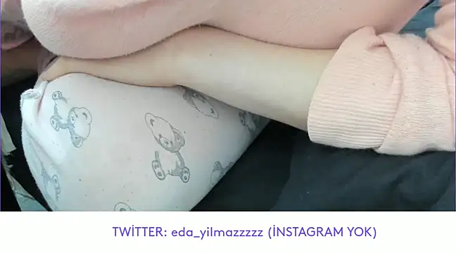 Snapshot of sexy_modelll chatting on 03-12-25, 09:44 sexy modelll online show from 03-12-25, 09:44