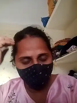 Snapshot of Indiantina chatting on 09-20-25, 12:28 Indiantina online show from 09-20-25, 12:28