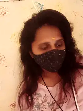 Snapshot of Indiantina chatting on 10-14-25, 08:04 Indiantina online show from 10-14-25, 08:04