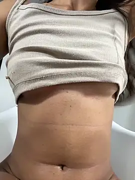 Betsy Thonson online show from 10-21-25, 08:31