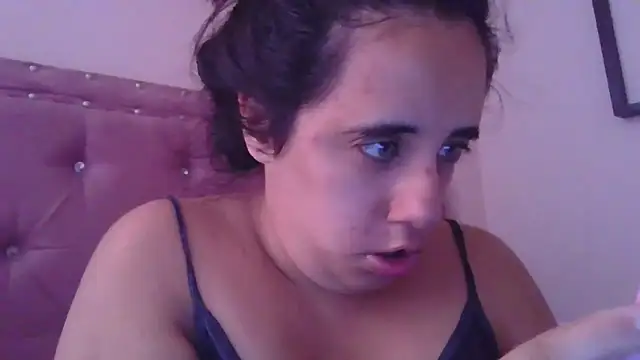 annarose19 online show from 02-02-26, 08:40