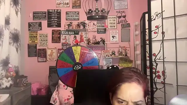 Snapshot of latinacubana chatting on 02-21-25, 11:01 latinacubana online show from 02-21-25, 11:01