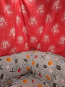 Zuli Kiska online show from 11-24-25, 09:25