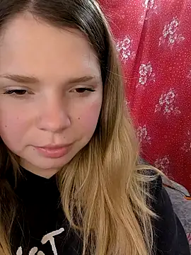 Zuli Kiska online show from 04-12-26, 10:53