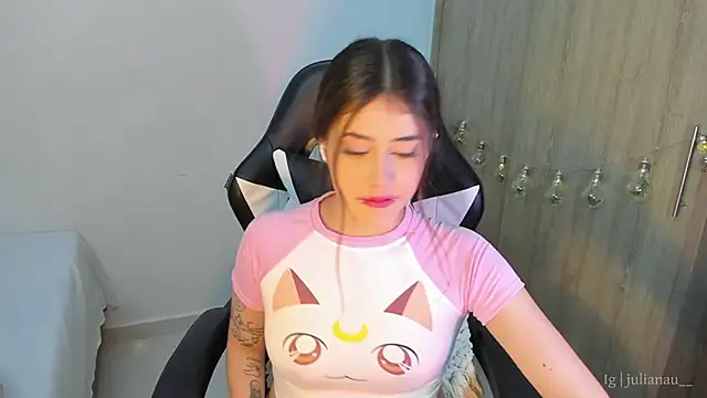 iriswest  online show from 01-11-25, 02:09