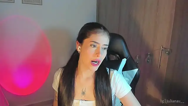 iriswest  online show from 01-15-25, 01:45