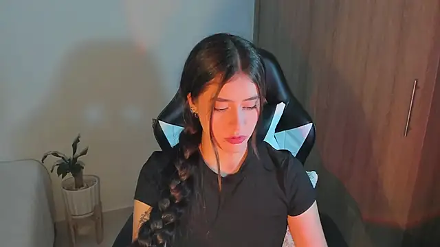 iriswest  online show from 02-12-25, 01:19