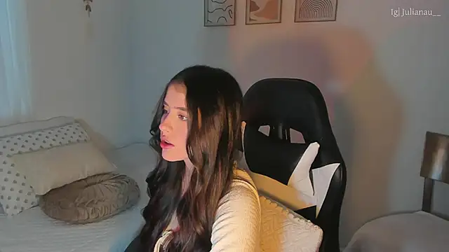 iriswest  online show from 02-19-25, 11:14