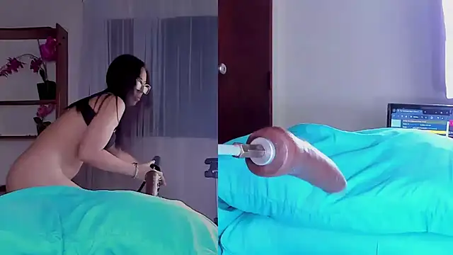 Angeli Wu  online show from 12-04-24, 03:48