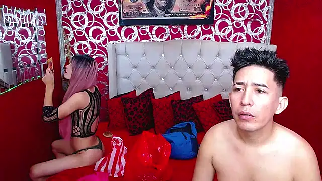 Snapshot of shannentrans chatting on 12-21-24, 01:10 shannentrans online show from 12-21-24, 01:10